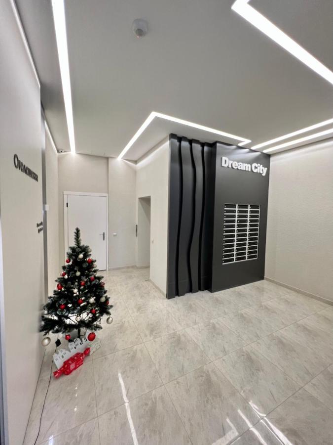Luxury Apartments “Dream City” Ujgorod Dış mekan fotoğraf
